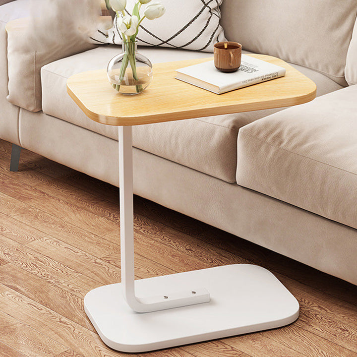 Zeitgenössischer nordischer rechteckiger MDF-Stahl-Couchtisch für das Wohnzimmer 