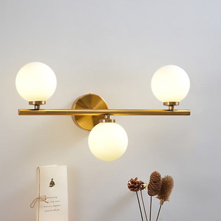 Moderne Mid-Century Wandleuchte aus Eisen mit Glaskugel, 1/2/3-flammig, für das Schlafzimmer 