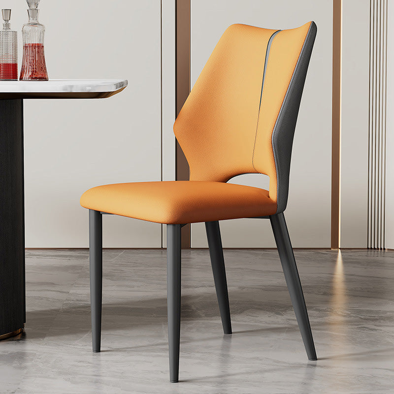 Zeitgenössischer Luxus Esszimmerstuhl aus quadratischem Mikrofaserleder und Karbonstahl mit Rückenlehne für das Esszimmer 