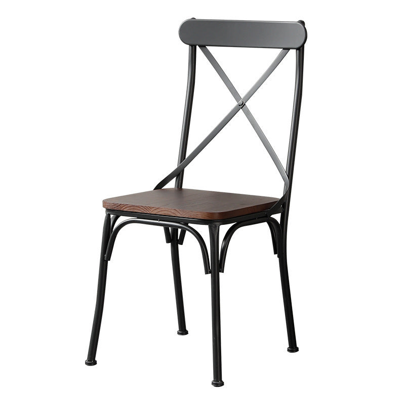 Ensemble de chaises et table de salle à manger en cuir industriel contemporain, bois, fer, avec dossier en forme de X pour salle à manger 