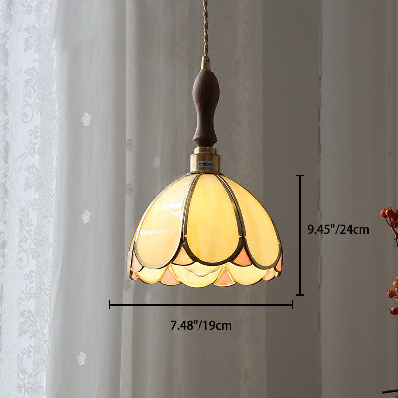 Zeitgenössische skandinavische halbrunde Kugel Pendelleuchte aus Kupferglas und Walnussholz mit 1 Licht für Schlafzimmer 