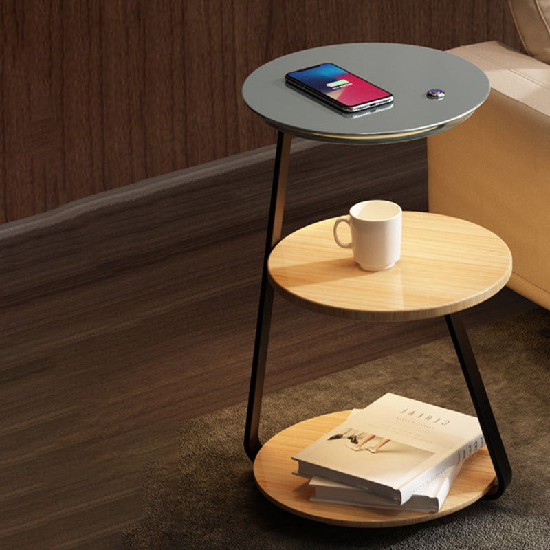 Table de chevet contemporaine nordique ronde en noyer et marbre avec fer, charge sans fil pour téléphone mobile, 2 niveaux pour le chevet 