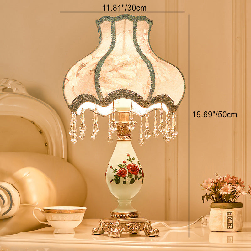 Lámpara de Mesa de 1 Luz con Base de Resina y Pantalla de Tela Tradicional Europea para Dormitorio 