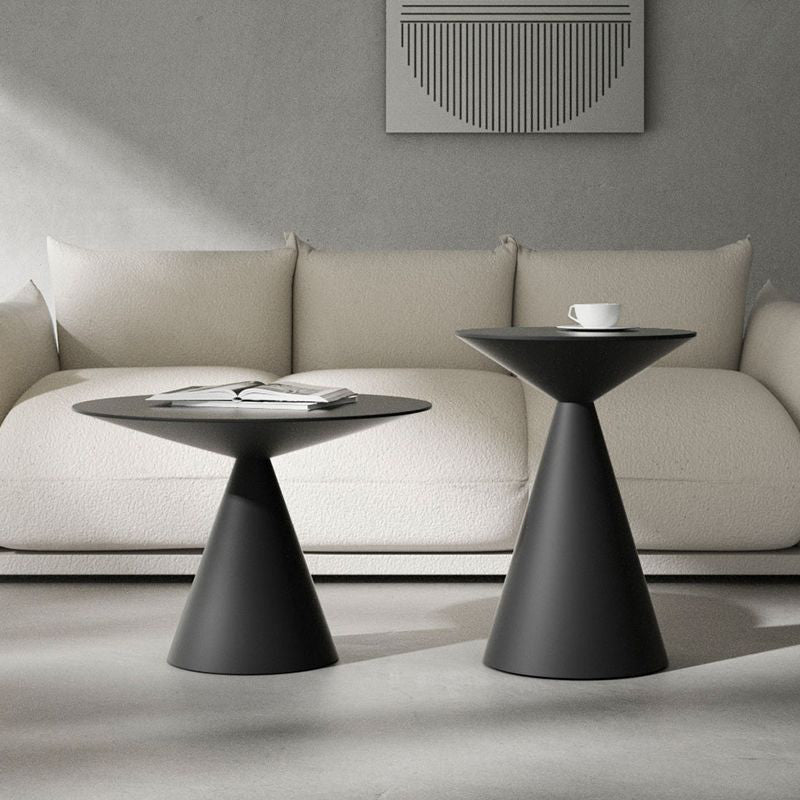 Moderner minimalistischer runder Kegel-Aluminium-Metall-Beistelltisch 1-stufig für das Wohnzimmer 