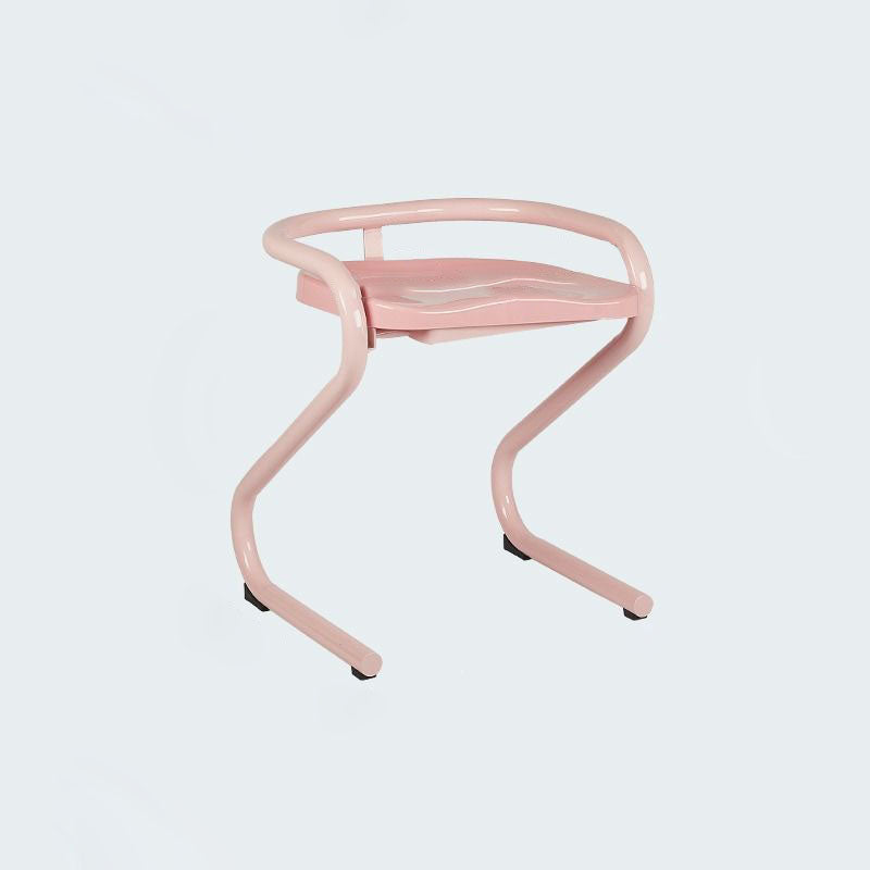 Chaise de salle à manger moderne mi-siècle avec cadre incurvé en plastique ABS et métal, dossier et accoudoirs 