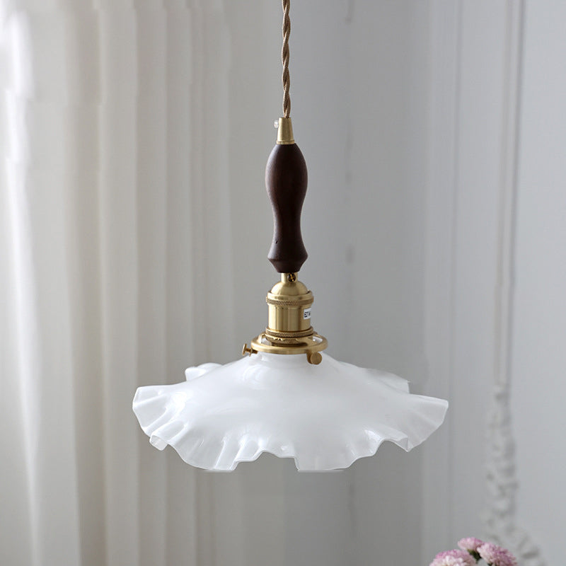 Traditionelle chinesische Blumenrolle Messing Glas 1-Licht Pendelleuchte für Wohnzimmer 