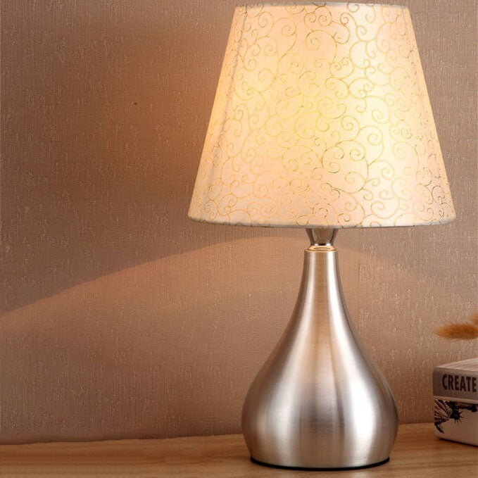 Lámpara de mesa cilíndrica de 1 luz de tela de personalidad simple moderna 