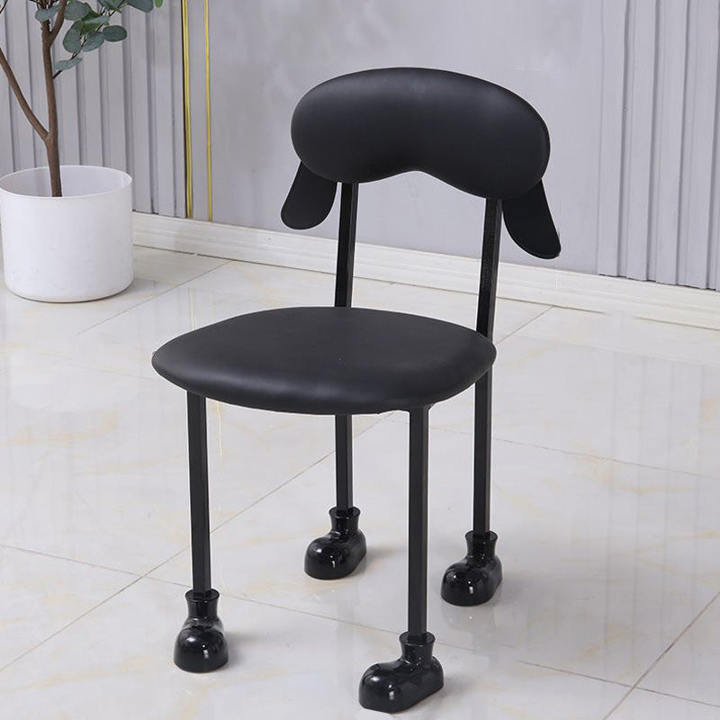 Chaise contemporaine créative en forme de chiot en velours rembourré avec cadre en acier inoxydable, dossier ouvert et sans accoudoirs pour le salon 