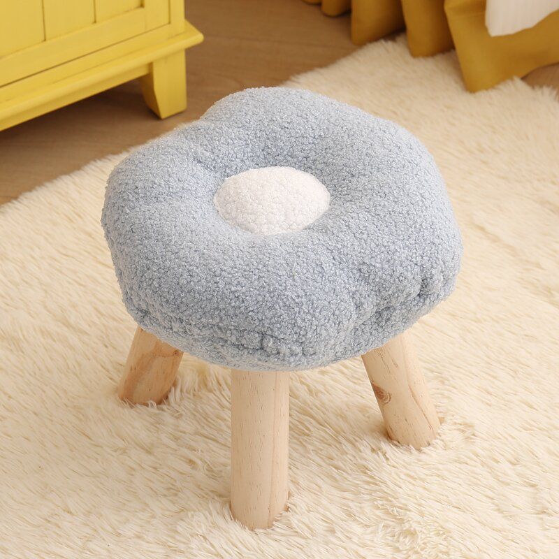 Contemporary Creative Flower Shape Sherpa Fabric Pine Wood Footstool For Entryways