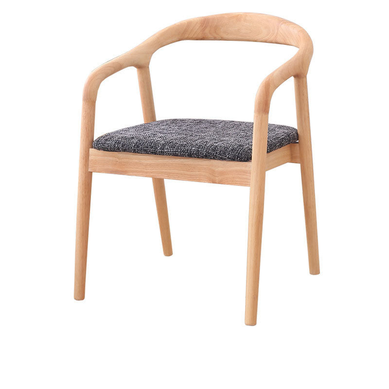 Moderner minimalistischer Esszimmerstuhl mit gebogenem Rahmen aus Kautschukholz, Baumwoll-Leinen-Bezug, Rückenlehne und Armlehnen für das Esszimmer 