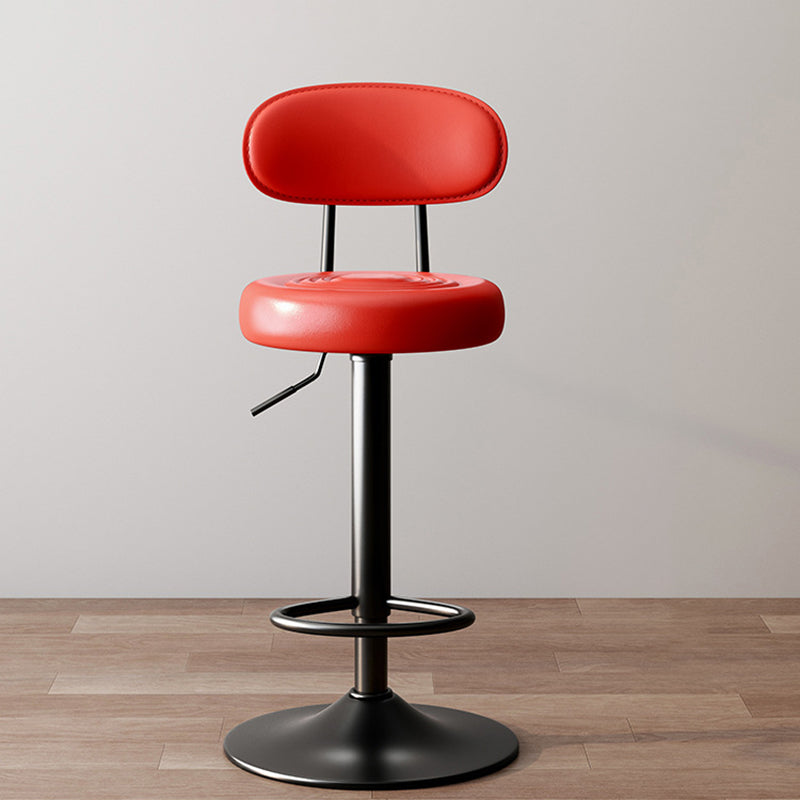 Moderner minimalistischer Barhocker mit runder gepolsterter Sitzfläche, geschwungener Rückenlehne, PU-Leder und Stahlgestell fürs Esszimmer 
