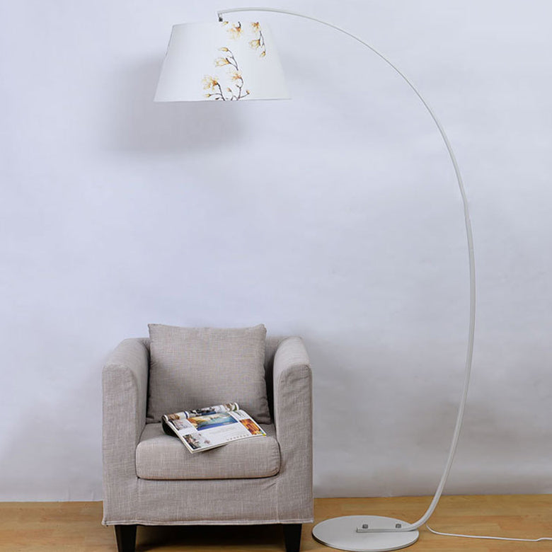Lámpara de pie moderna de lujo ligero de hierro forjado con cilindro curvado de 1 luz 