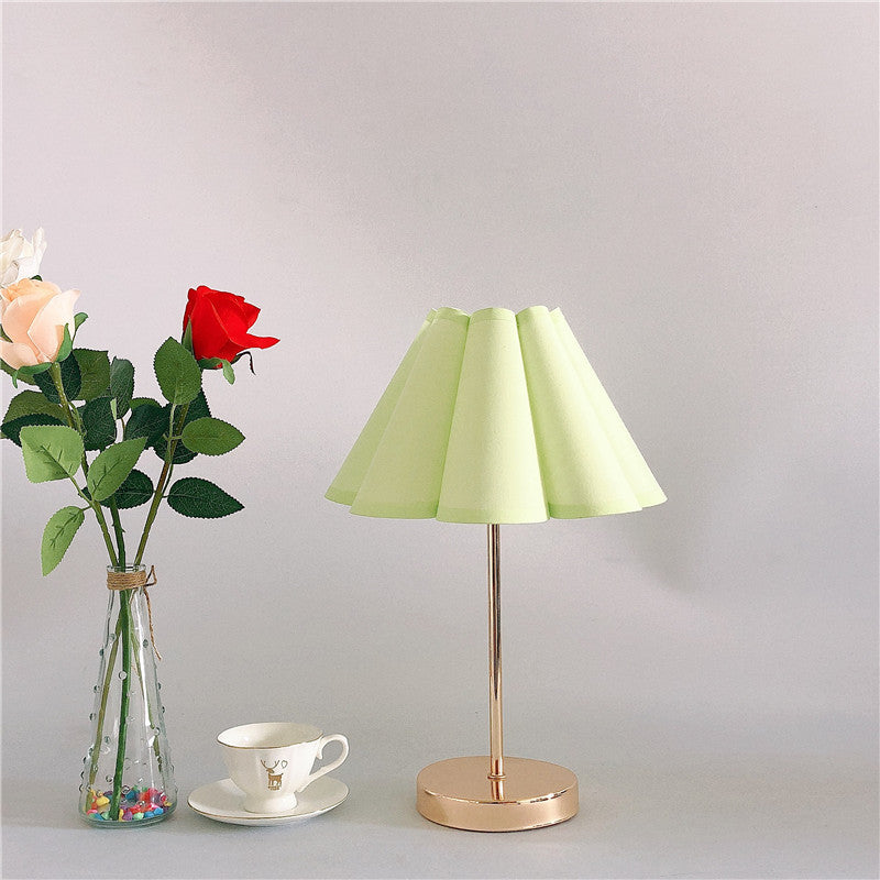 Lampe de table à 1 lumière avec abat-jour en tissu imprimé européen traditionnel pour chambre à coucher 