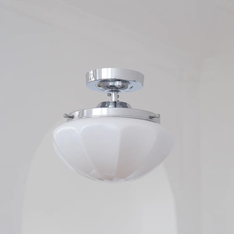 Moderne skandinavische cremefarbene runde Deckenleuchte aus Eisen und Glas mit 1 Licht, halbbündige Montage für Wohnzimmer 