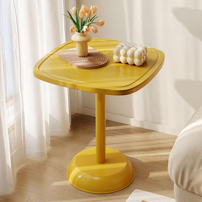 Moderner minimalistischer quadratischer runder Sockel PP Beistelltisch für das Wohnzimmer 