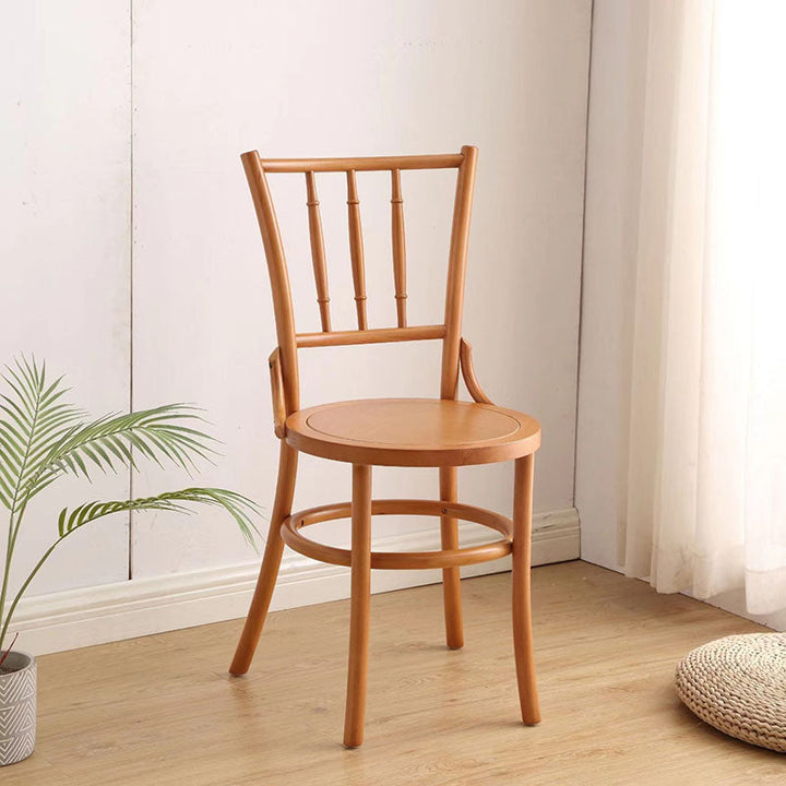 Traditionelle runde Vintage-Esszimmerstuhl-Rückenlehne aus zylindrischem Lindenholz mit Rattan-Optik für das Wohnzimmer 