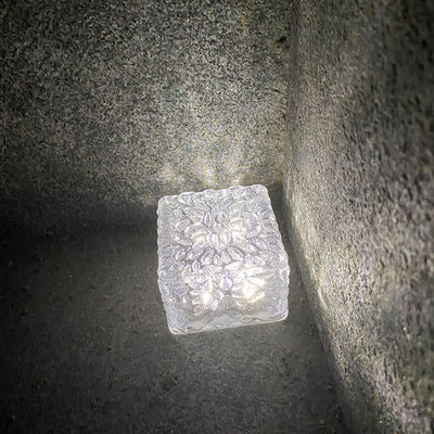 Luz LED para paisaje exterior de ladrillo de hielo de plástico ABS solar de simplicidad moderna para patio exterior 