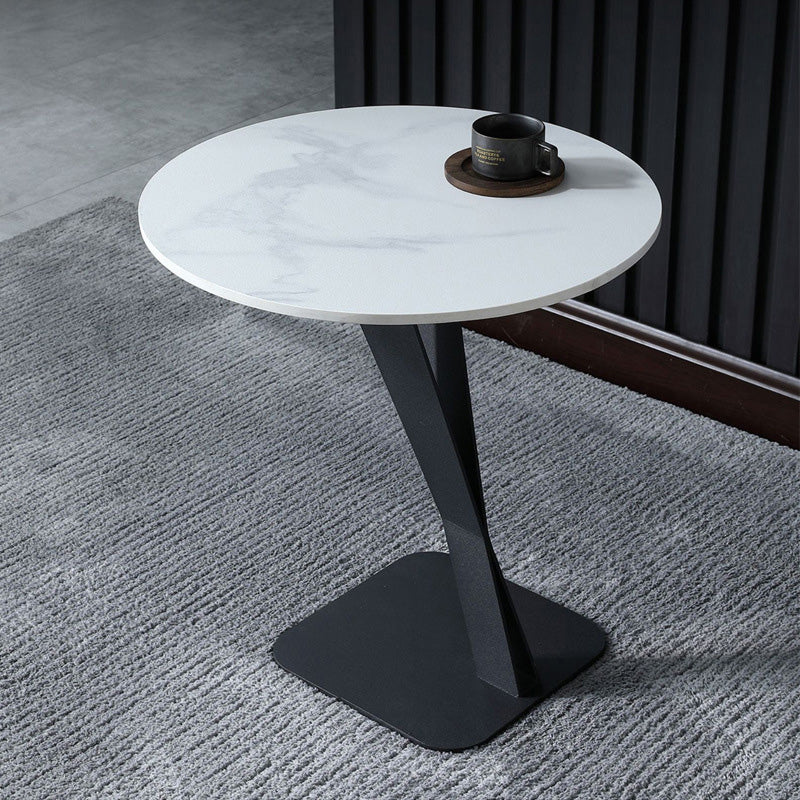 Table basse ronde en marbre minimaliste moderne en acier inoxydable à trois pieds pour salon 