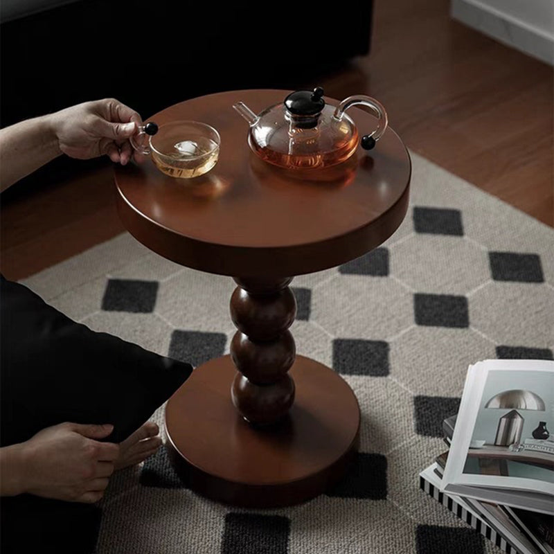 Table basse ronde vintage traditionnelle en bois perlé pour salon 