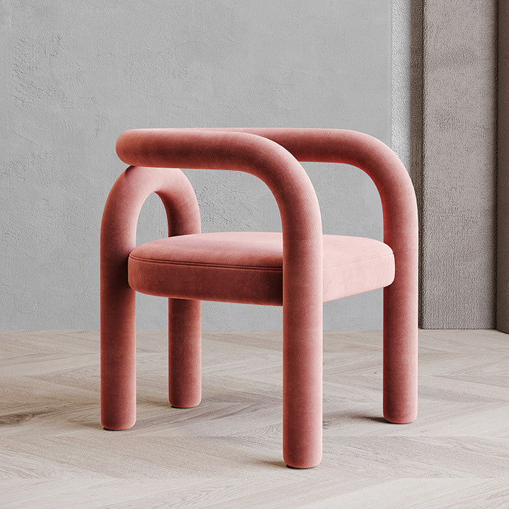 Chaise contemporaine en velours scandinave incurvé avec dossier en acier au carbone pour salon 
