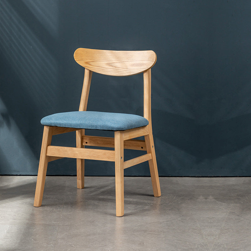 Chaise de salle à manger contemporaine rétro carrée avec dossier en lin rembourré et cadre en bois pour salle à manger 