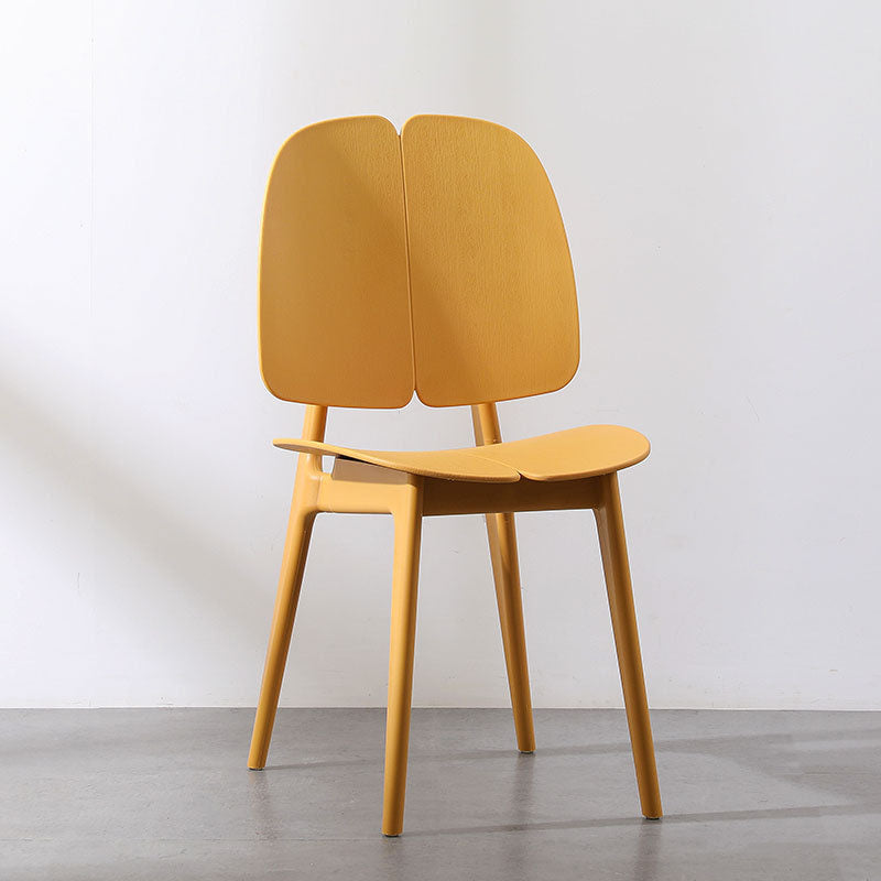 Chaise de salle à manger carrée en plastique et métal scandinave contemporain avec dossier pour salle à manger 