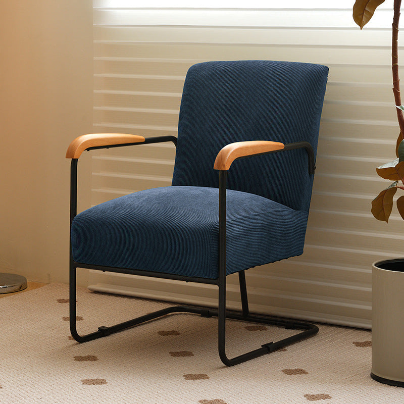 Coussin carré scandinave contemporain en velours côtelé avec chaise d&