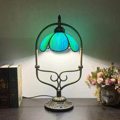 Tiffany Vintage Flower Stained Glass Shade Metal Base 1-Light Table Lamp