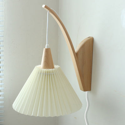 Japanese Minimalist Solid Wood Pleated Fabric Umbrella Shade 1-Light Wall Sconce Lamp