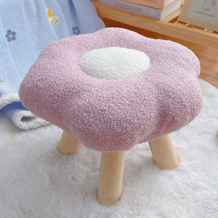 Contemporary Creative Flower Shape Sherpa Fabric Pine Wood Footstool For Entryways
