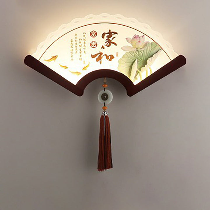 Aplique de pared LED con pantalla de elementos de planta acrílicos festoneados tradicionales chinos y borde de madera para sala de estar 