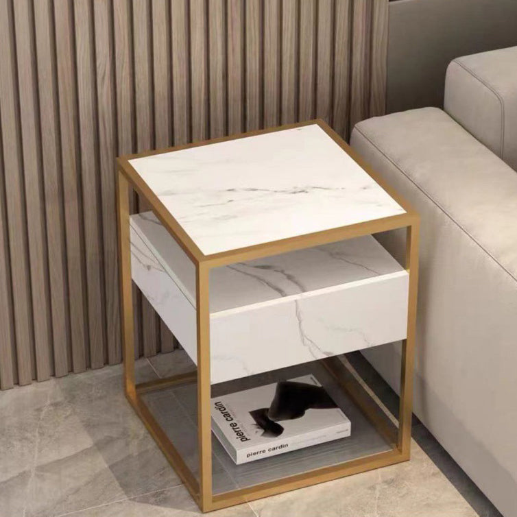 Table de chevet contemporaine scandinave carrée en verre, bois massif, fer et dalle de roche avec 1 tiroir pour chambre 