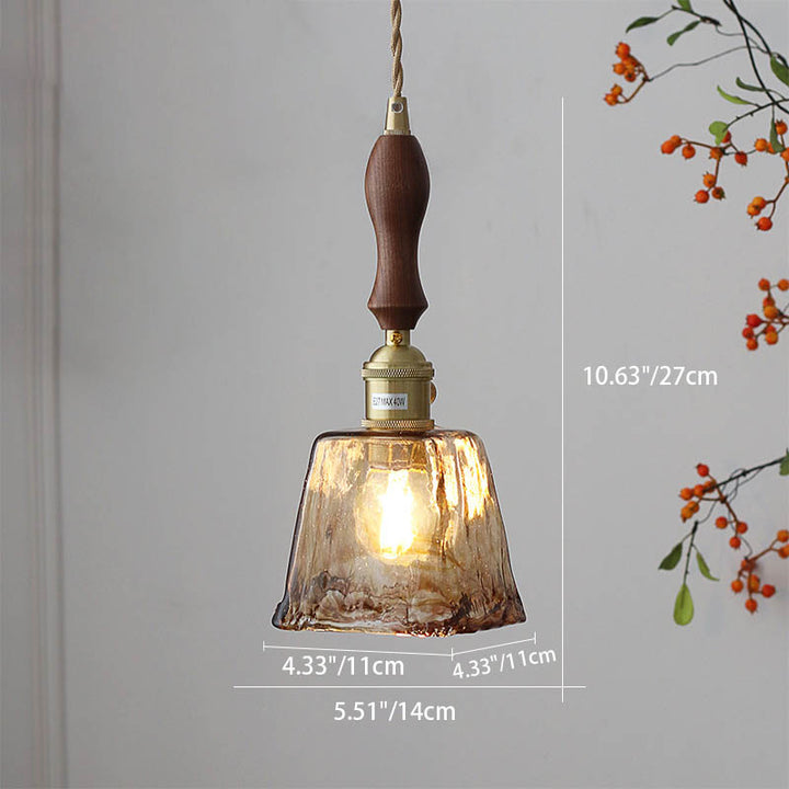Moderne eklektische Pendelleuchte mit einem Licht aus bernsteinfarbenem Glas und Walnussfarbener Griff für das Wohnzimmer 