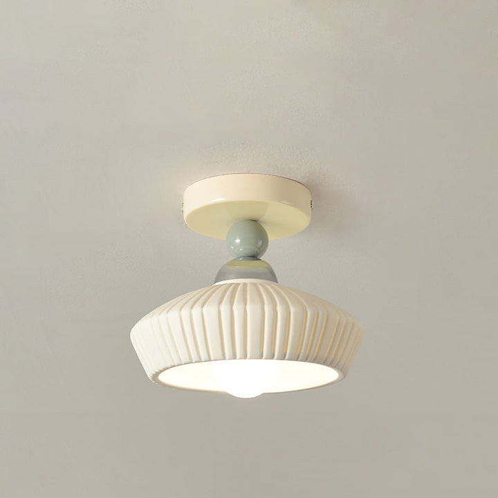 Luz de techo semiempotrada de 1 luz con pantalla redonda geométrica de cerámica crema contemporánea escandinava para sala de estar 