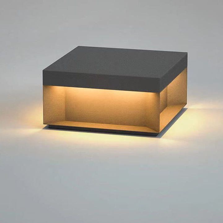 Moderne minimalistische einfache Edelstahl-Glas-Würfelform LED-Außenlandschaftsleuchte für die Terrasse im Freien 