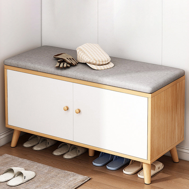 Zeitgenössischer skandinavischer Schuhschrank aus Baumwoll-Leinen und Massivholz mit 2 Schränken für Eingangsbereiche 