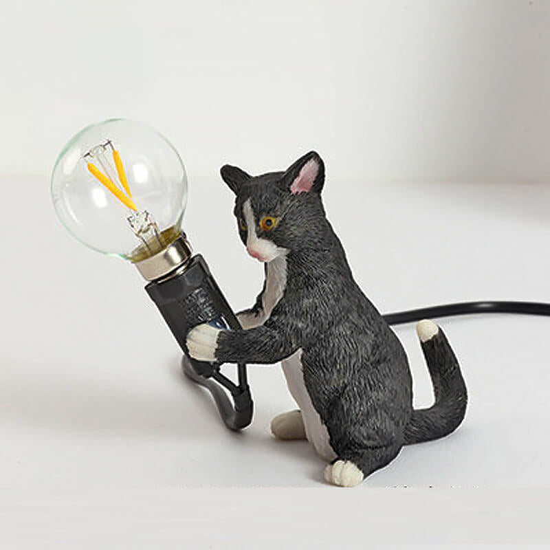 Modern Creative Resin Kitten Decor 1-Light Mini Table Lamp