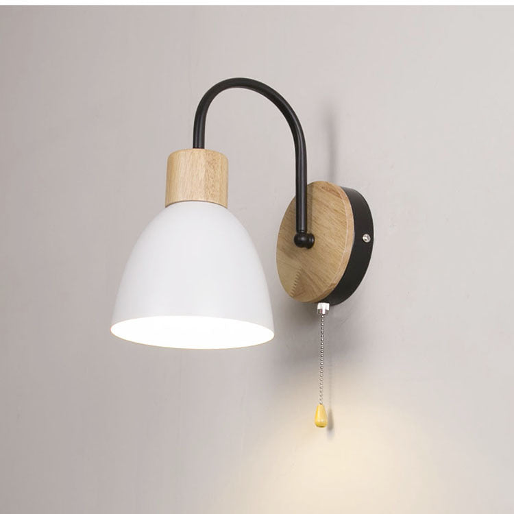 Moderne minimalistische Macaron gebogene Stange Runde Tasse Eisen Holz 1-Licht Wandleuchte Lampe für Schlafzimmer