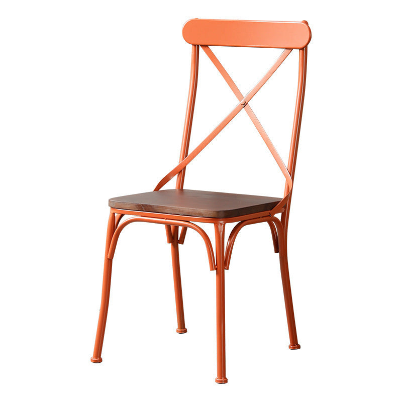 Ensemble de chaises et table de salle à manger en cuir industriel contemporain, bois, fer, avec dossier en forme de X pour salle à manger 