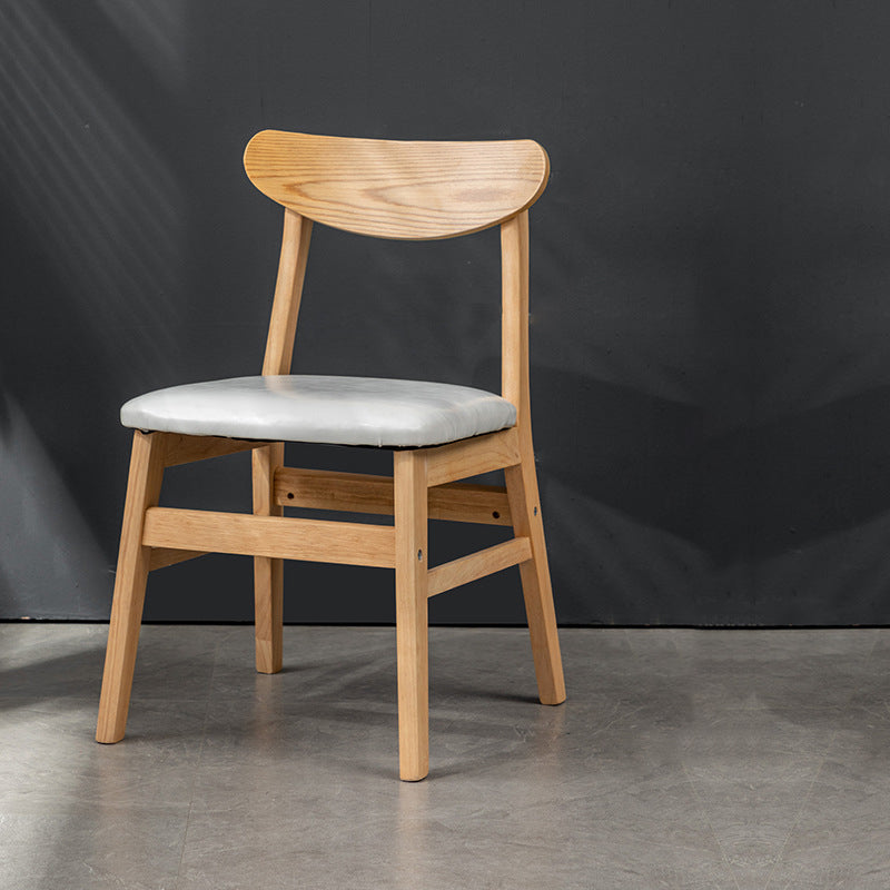 Chaise de salle à manger contemporaine rétro carrée avec dossier en lin rembourré et cadre en bois pour salle à manger 