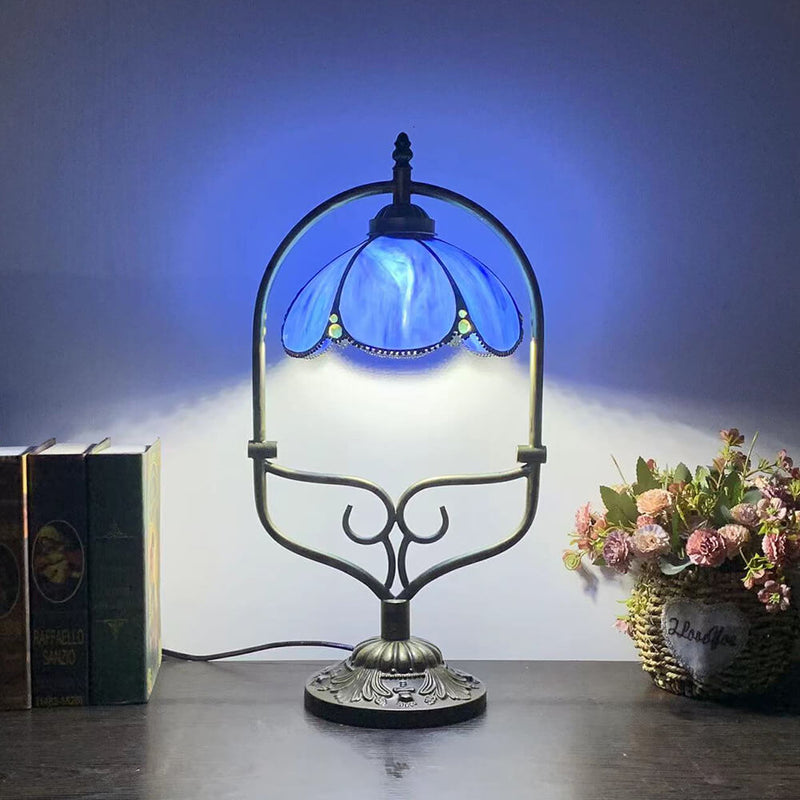 Tiffany Vintage Flower Stained Glass Shade Metal Base 1-Light Table Lamp