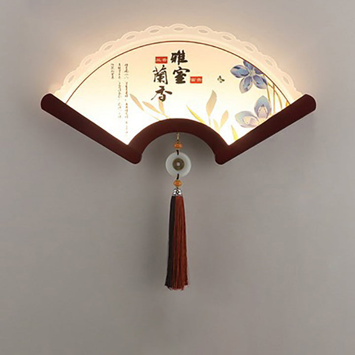Aplique de pared LED con pantalla de elementos de planta acrílicos festoneados tradicionales chinos y borde de madera para sala de estar 