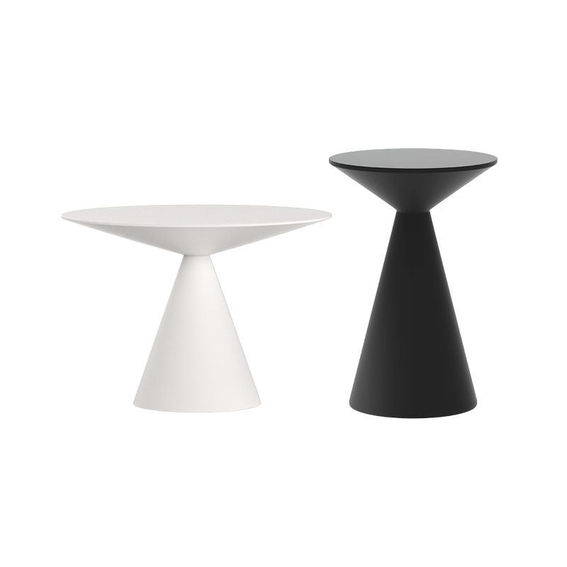 Moderner minimalistischer runder Kegel-Aluminium-Metall-Beistelltisch 1-stufig für das Wohnzimmer 