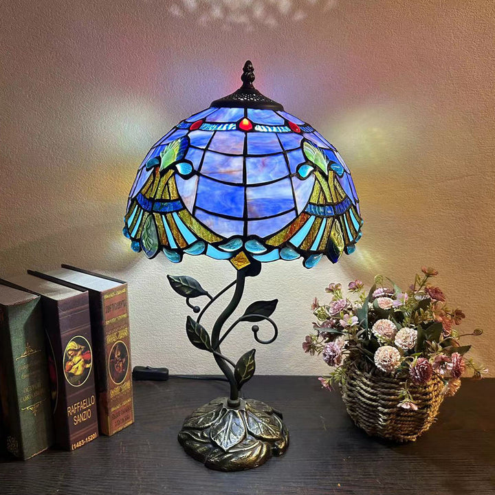 Lampe de table traditionnelle Tiffany en résine avec dôme conique et motif de fleurs et feuilles à 1 lumière pour chevet 