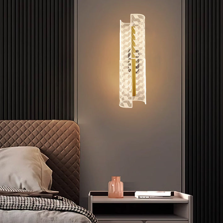 Lámpara de aplique de pared LED de lujo moderno de hierro acrílico con columna esqueletonizada y línea de rombos para pasillo 