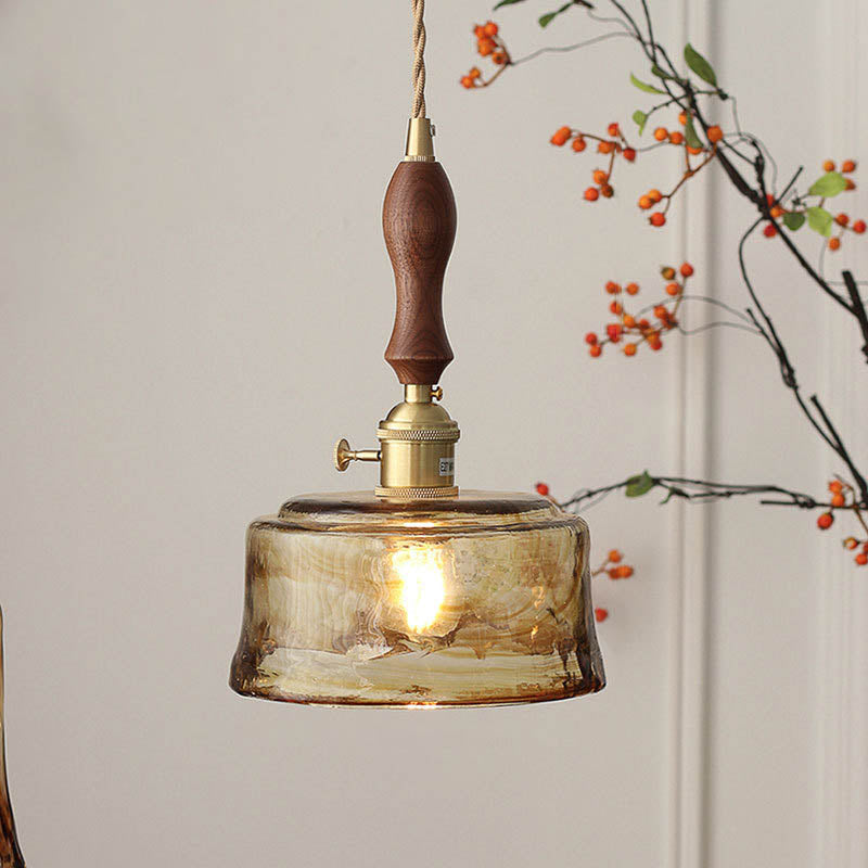 Moderne eklektische Pendelleuchte mit einem Licht aus bernsteinfarbenem Glas und Walnussfarbener Griff für das Wohnzimmer 