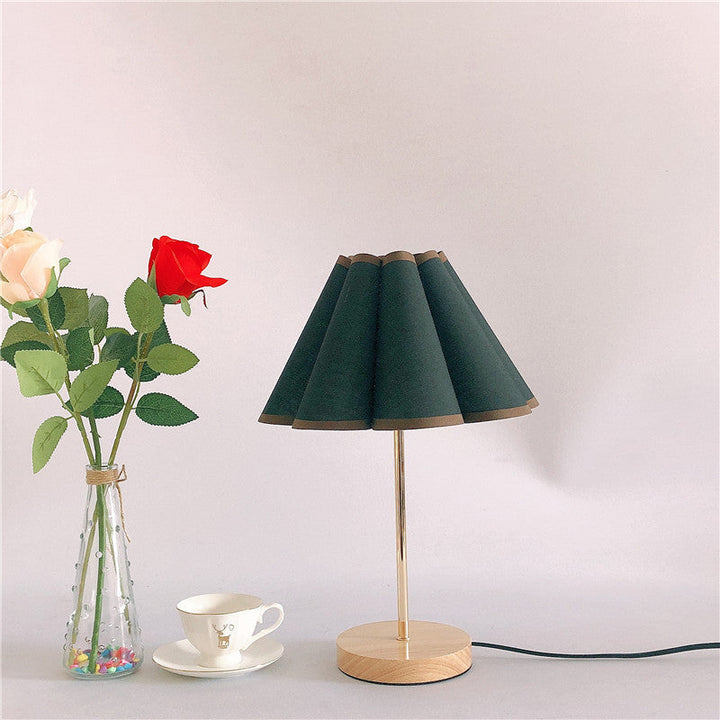 Lampe de table à 1 lumière avec abat-jour en tissu imprimé européen traditionnel pour chambre à coucher 