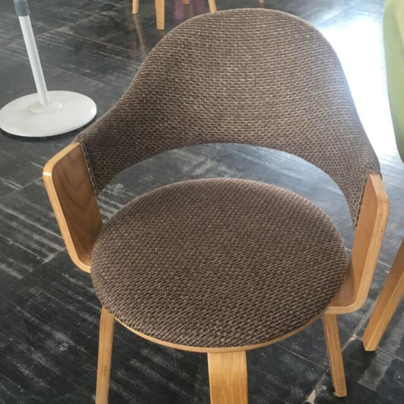 Zeitgenössischer nordischer PU-Leder gepolsterter Holzrahmen ergonomischer Drehstuhl mit Rückenlehne und Armlehne für das Home Office 