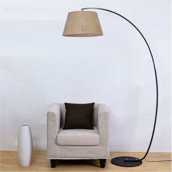 Lámpara de pie moderna de lujo ligero de hierro forjado con cilindro curvado de 1 luz 