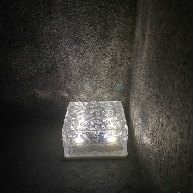 ضوء LED خارجي من الأكريليك لأرضية بلاط مربعة مزخرفة مقاومة للماء تعمل بالطاقة الشمسية الإبداعية المعاصرة للحديقة 